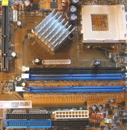 ASUS A7N8X Layout