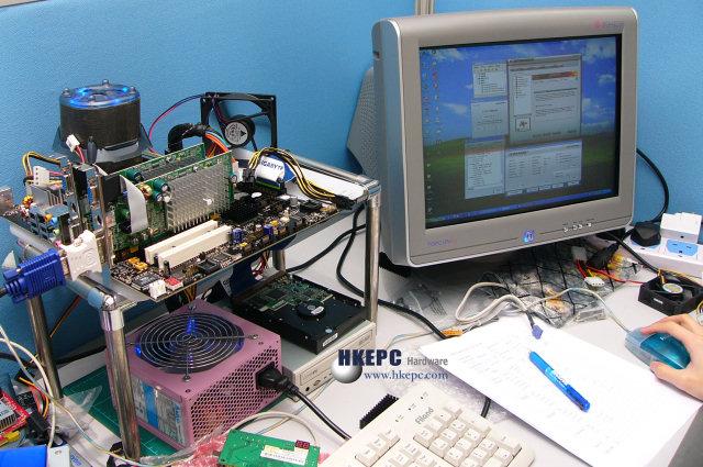 Radeon X300SE HypMem im CrossFire Modus
