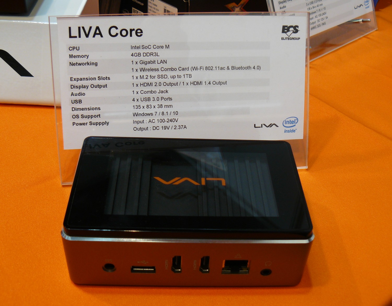 ECS LIVA Core Rückseite