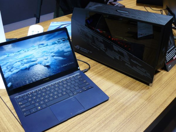 ASUS Zenbook 3 Deluxe mit XG Station