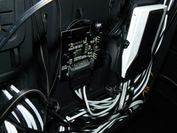 BitFenix Enso Beleuchtungsplatine