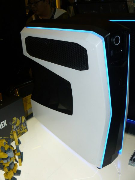 Zotac Mek white