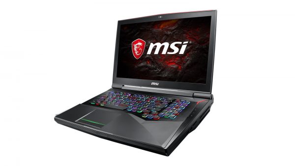 MSI GT75VR Titan rechts