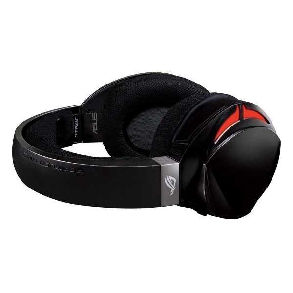 ASUS ROG Strix Fusion 300 liegend