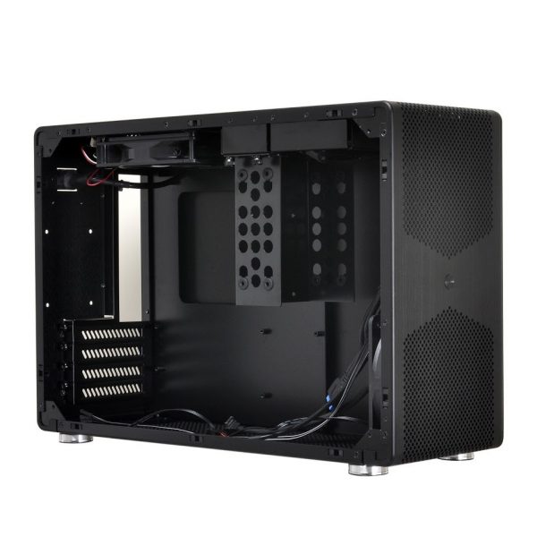 Lian Li PC-V320 innen
