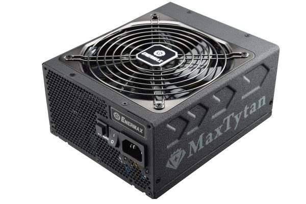 MaxTytan 800W Powersocket