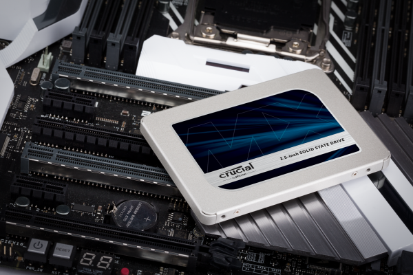 Crucial MX500 mit Mainboard