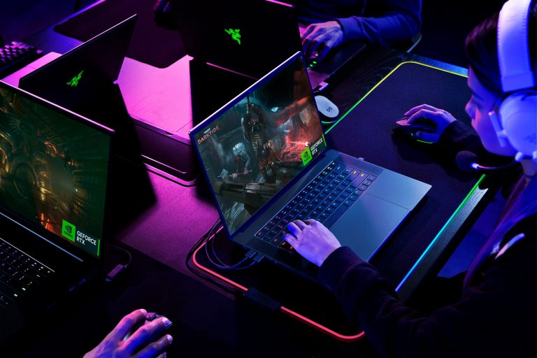 Das 2025 Razer Blade 16 Der dünnste Razer Gaming Laptop, der je entworfen wurde Hartware