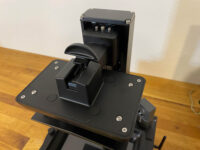 genialer Klemmmechanismus für die Druckplatte