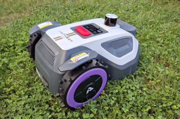 Anthbot M9 Pro - Seitenansicht